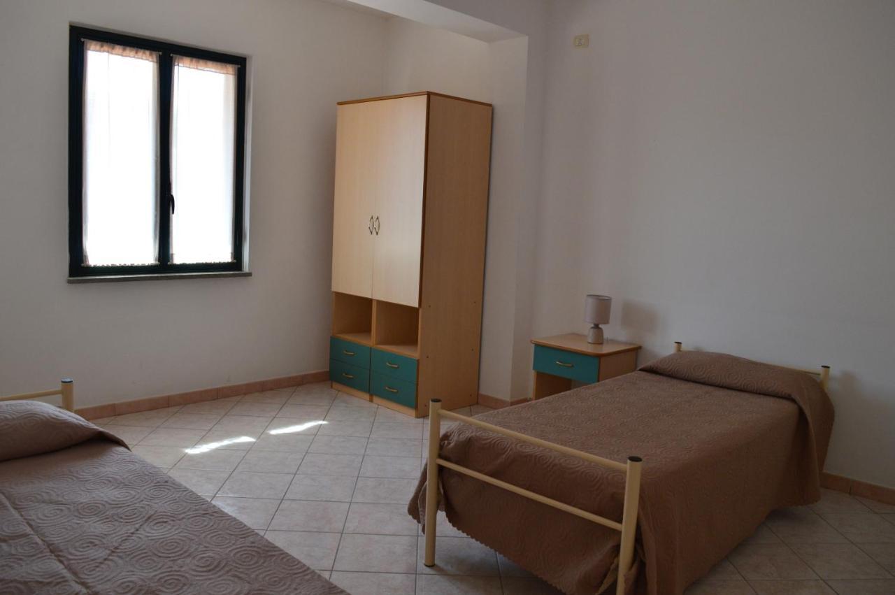 Le Zagare Case Vacanza Cropani Buitenkant foto